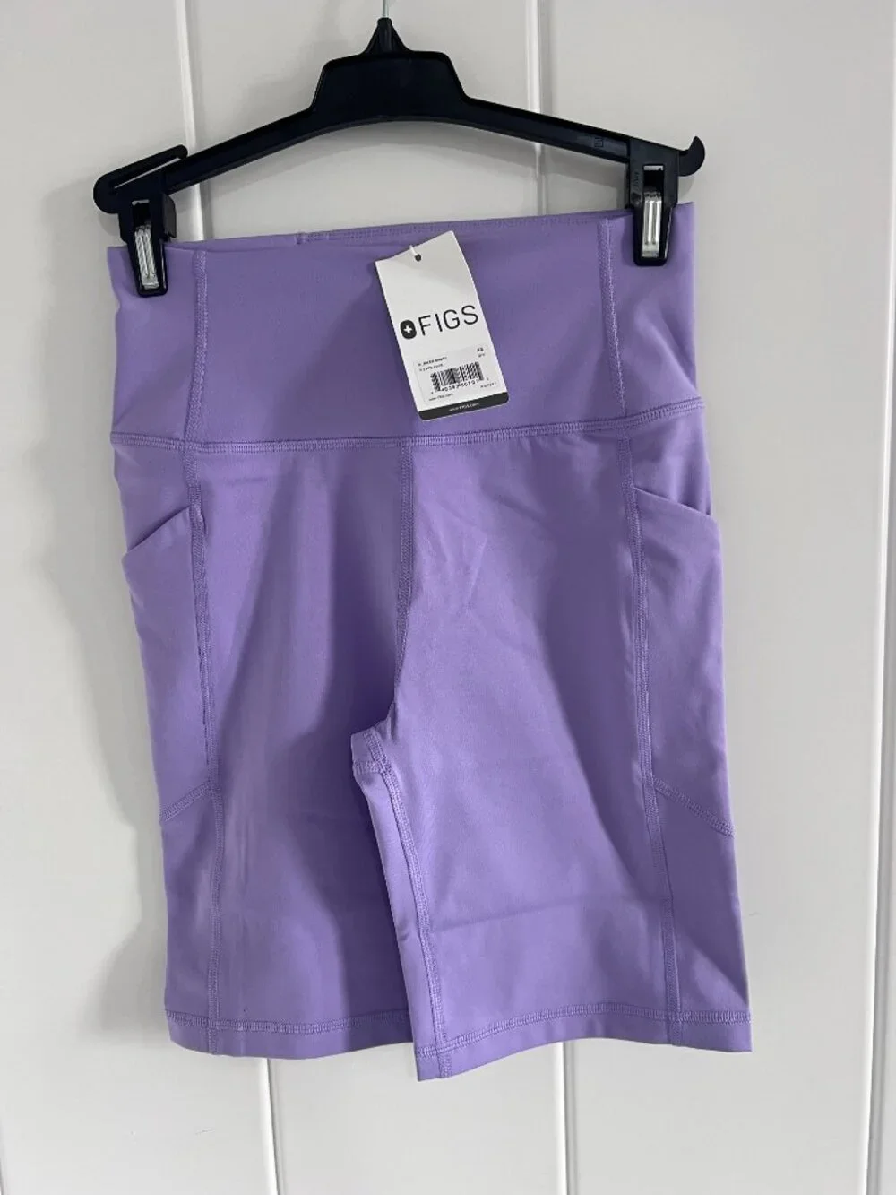 FIGS Slim Biker Shorts Women’s XS Lavender Purple NWT